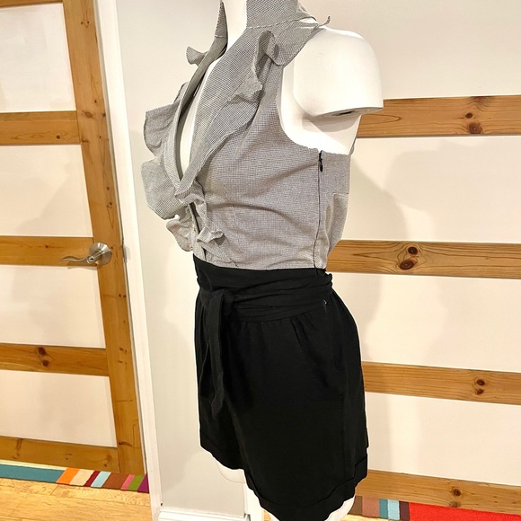 Sunner Ruffle Front Romper - Picture 5 of 10